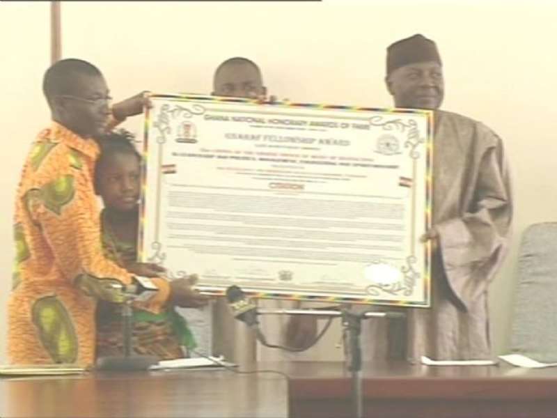 veep recieve award